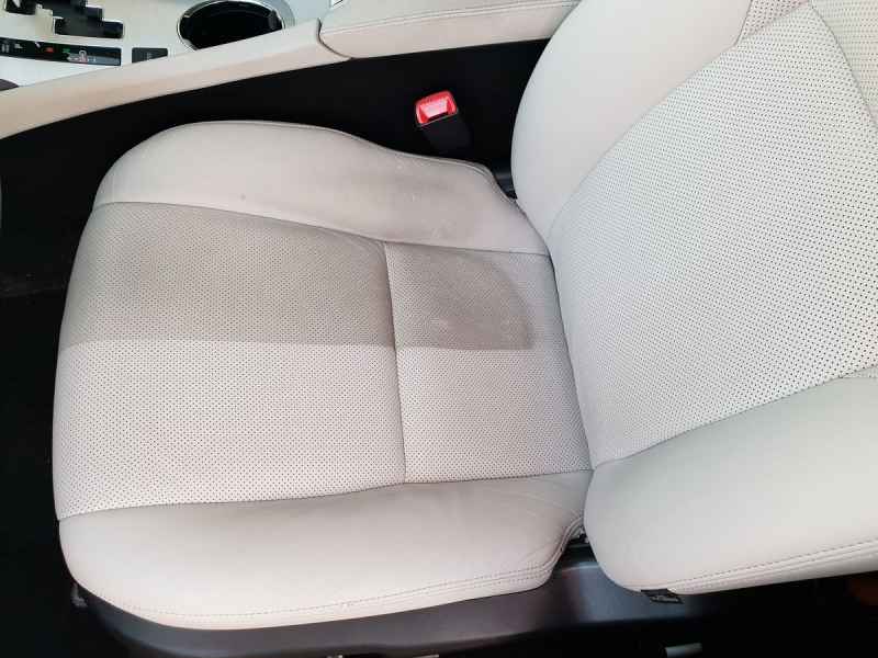Toyota Avensis 2013